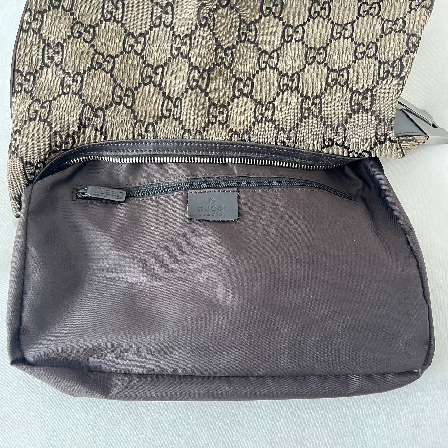 Gucci Canvas Leather Pleats Shoulder Bag