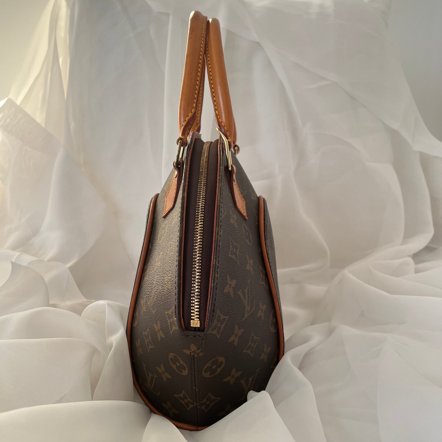 Louis Vuitton Ellipse PM