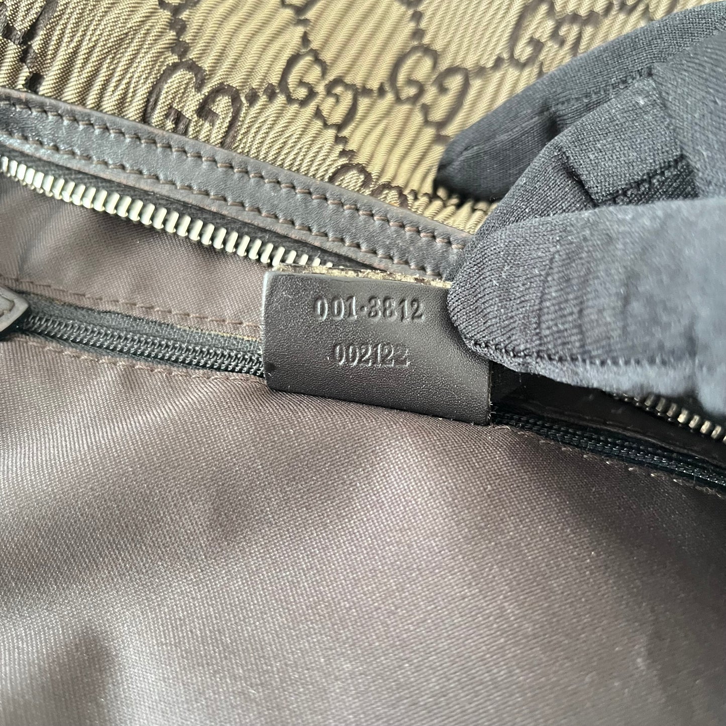 Gucci Canvas Leather Pleats Shoulder Bag