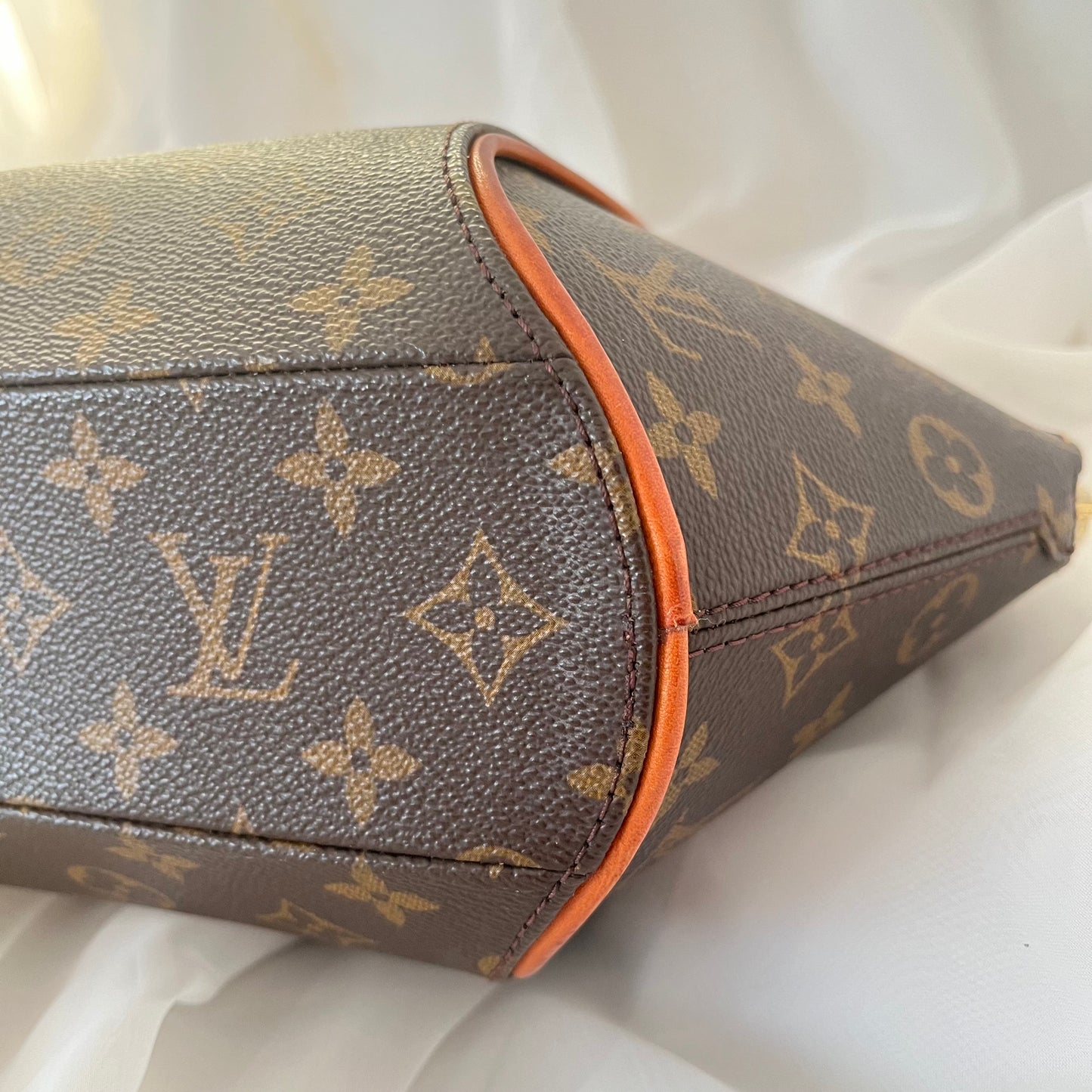Louis Vuitton Ellipse PM