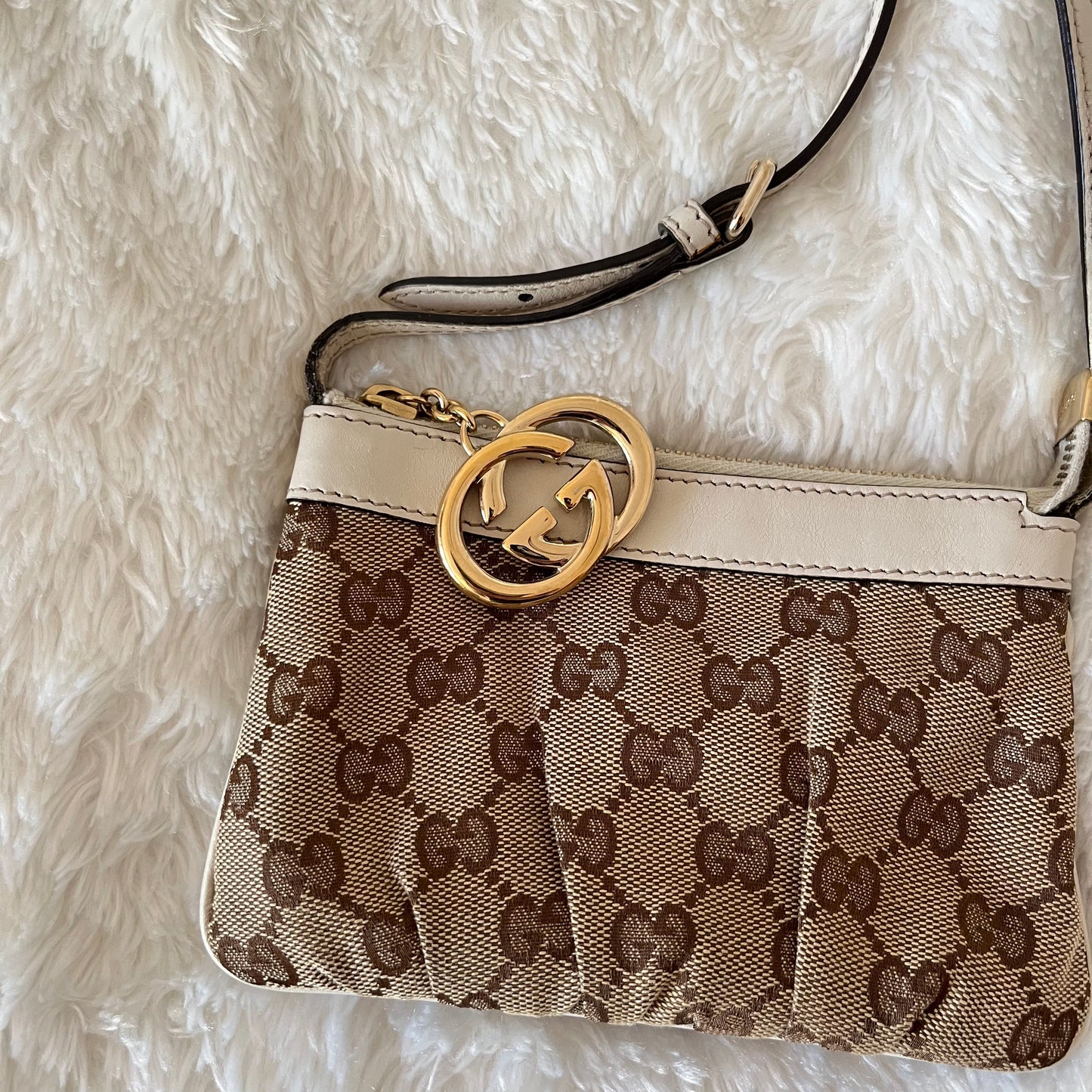 Gucci Crossbody
