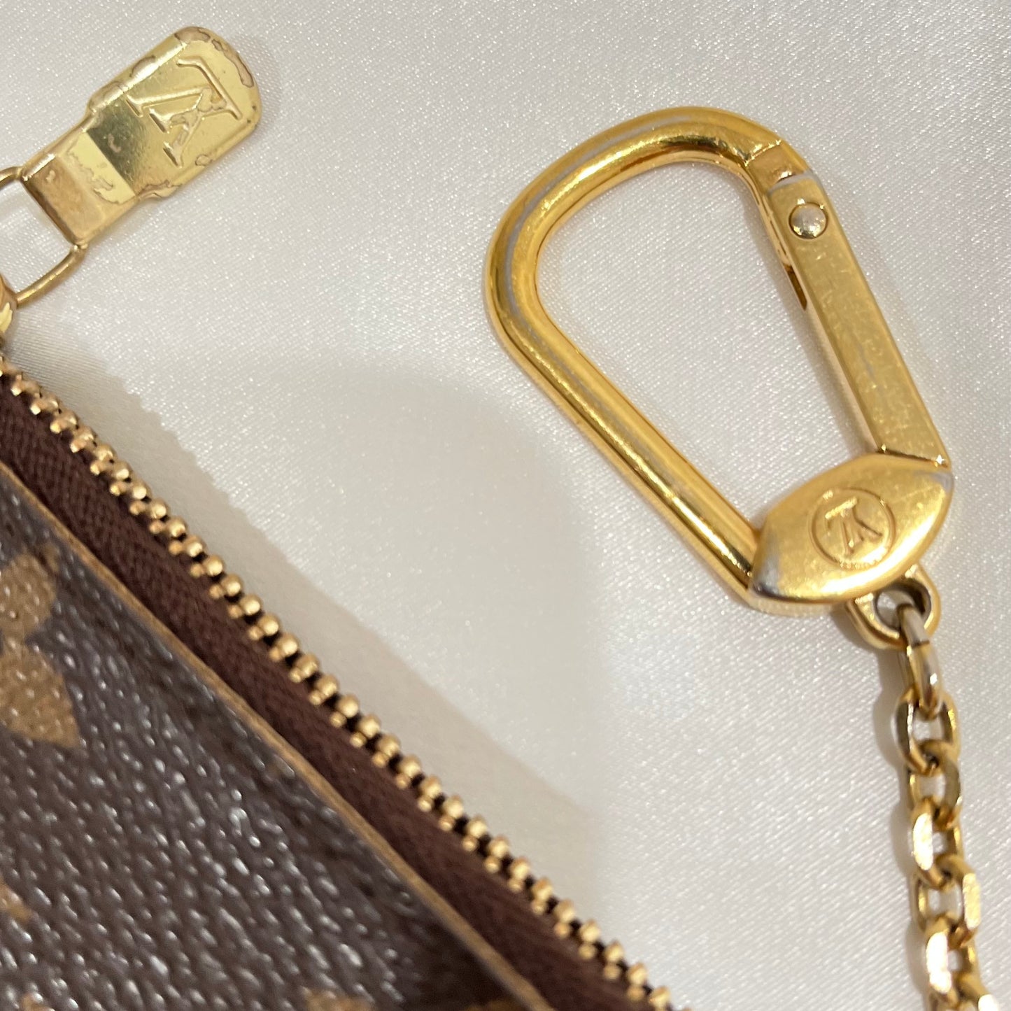 Louis Vuitton Monogram Pochette Cles Coin Case
