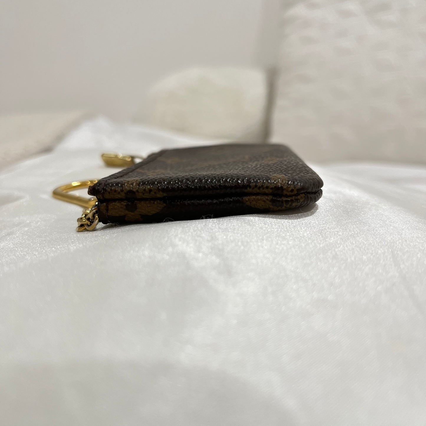 Louis Vuitton Monogram Pochette Cles Coin Case