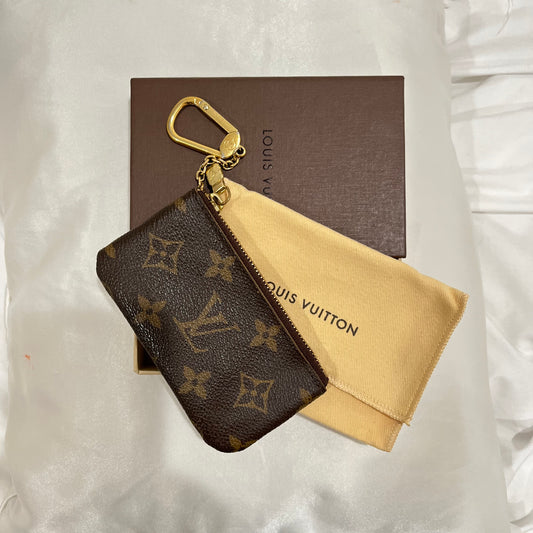 Louis Vuitton Monogram Pochette Cles Coin Case