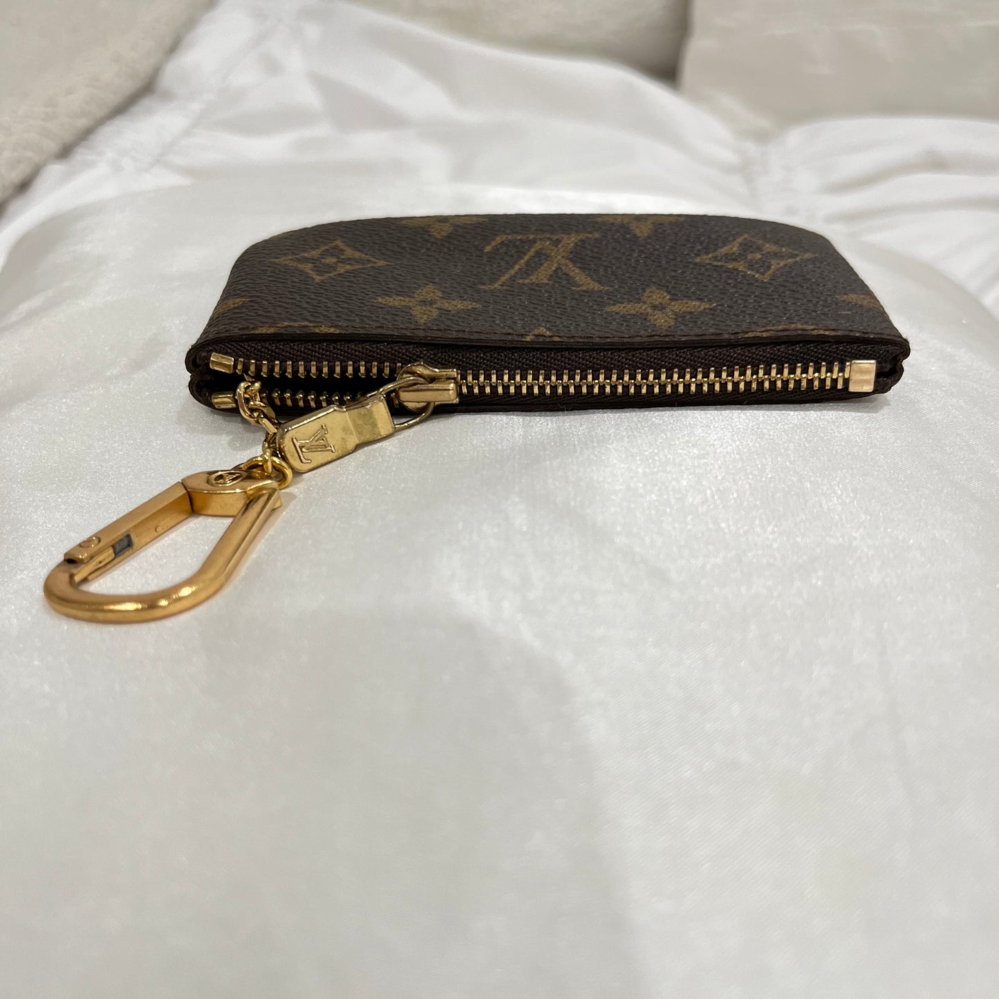 Louis Vuitton Monogram Pochette Cles Coin Case