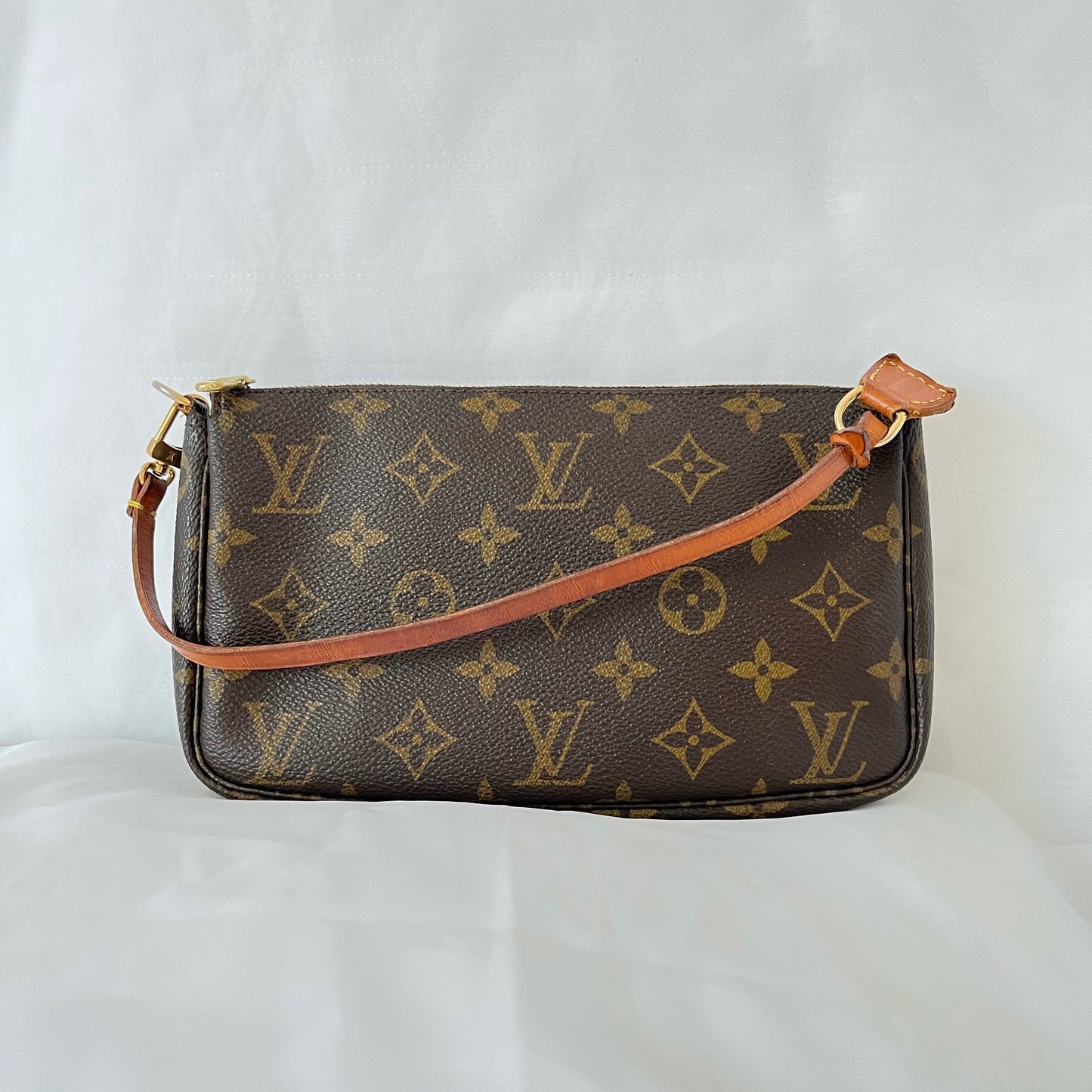Louis Vuitton Monogram Pochette