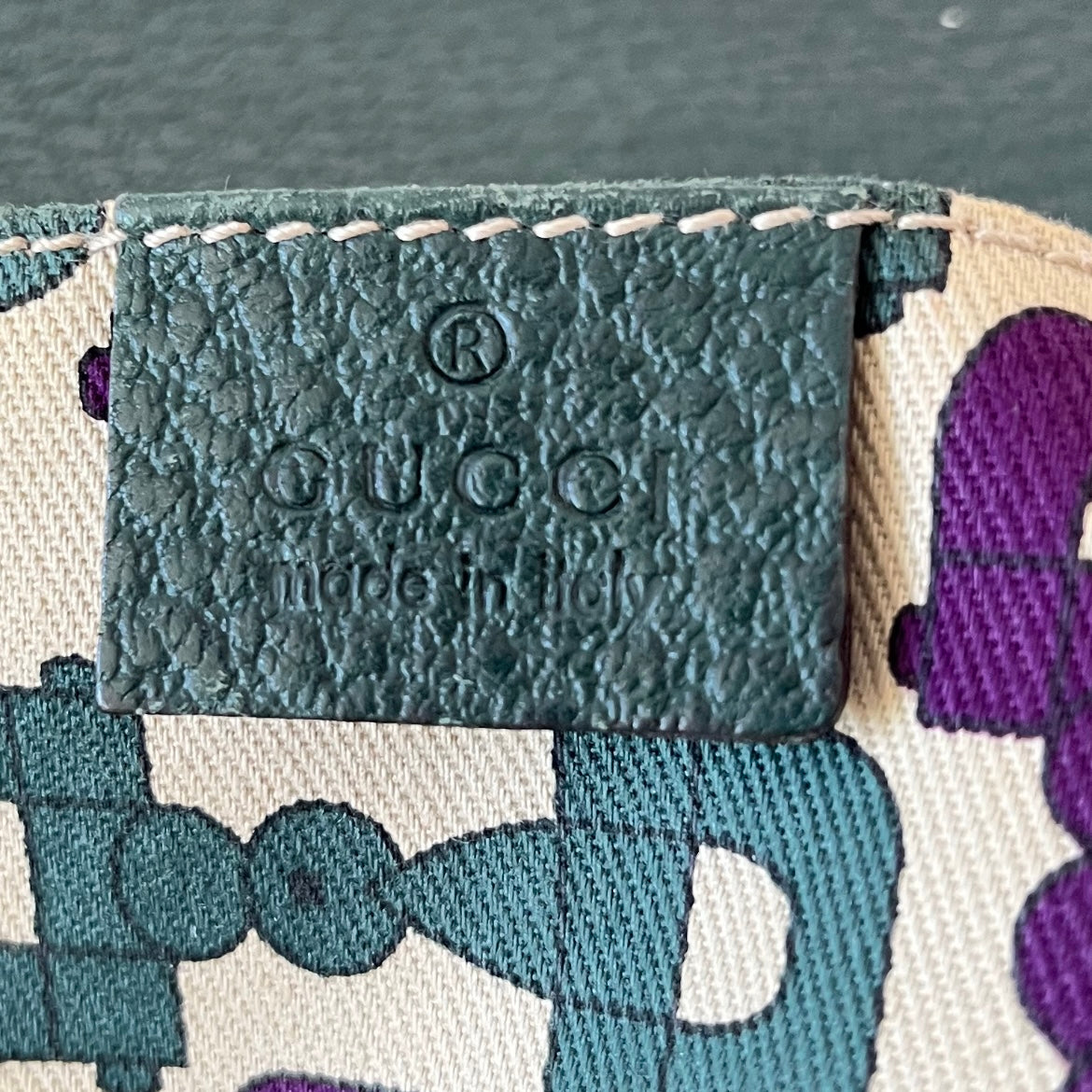 Gucci Green Textured Leather Horsebit Pochette