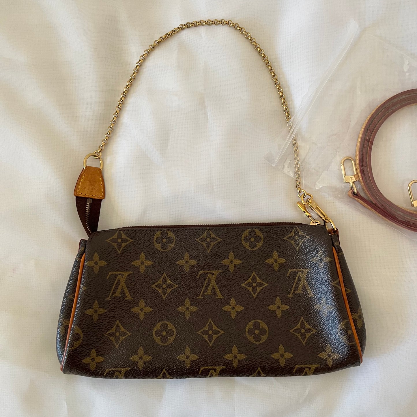 Louis Vuitton Monogram Eva Clutch