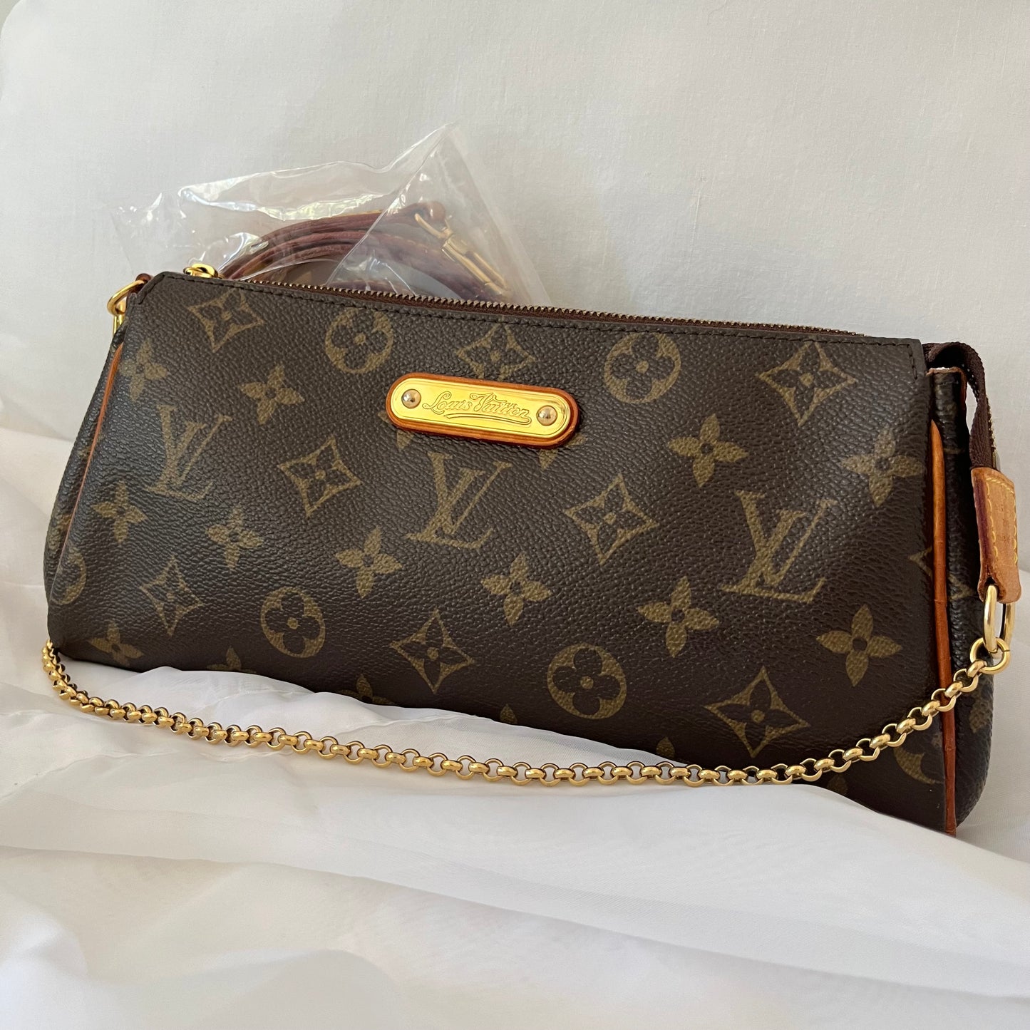 Louis Vuitton Monogram Eva Clutch