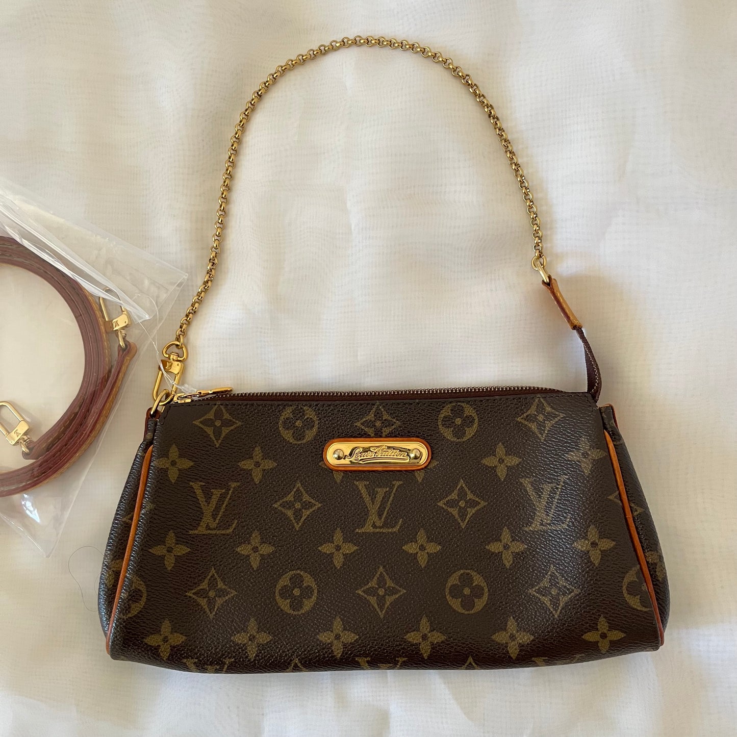 Louis Vuitton Monogram Eva Clutch