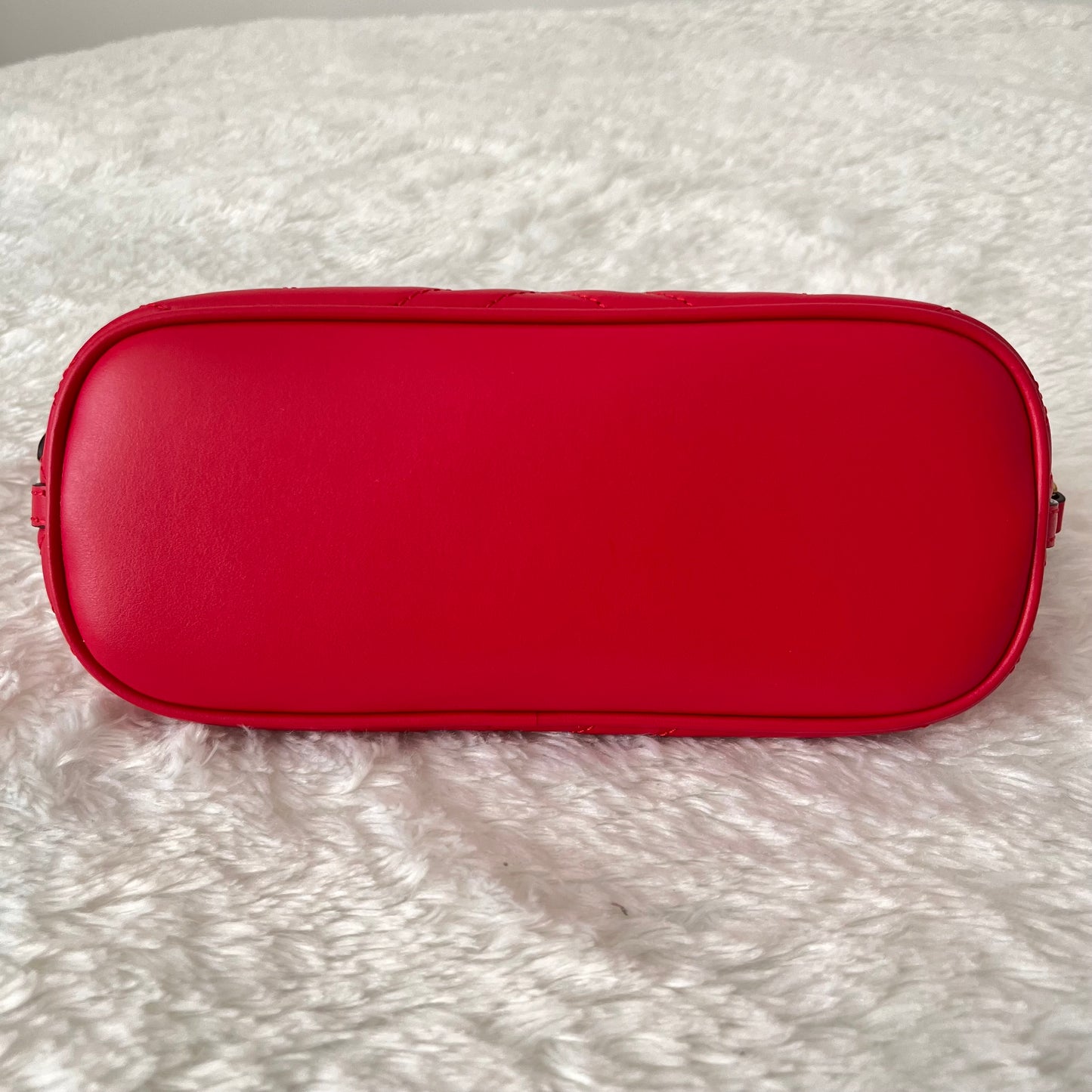 Gucci GG Marmont Boat Bag Red