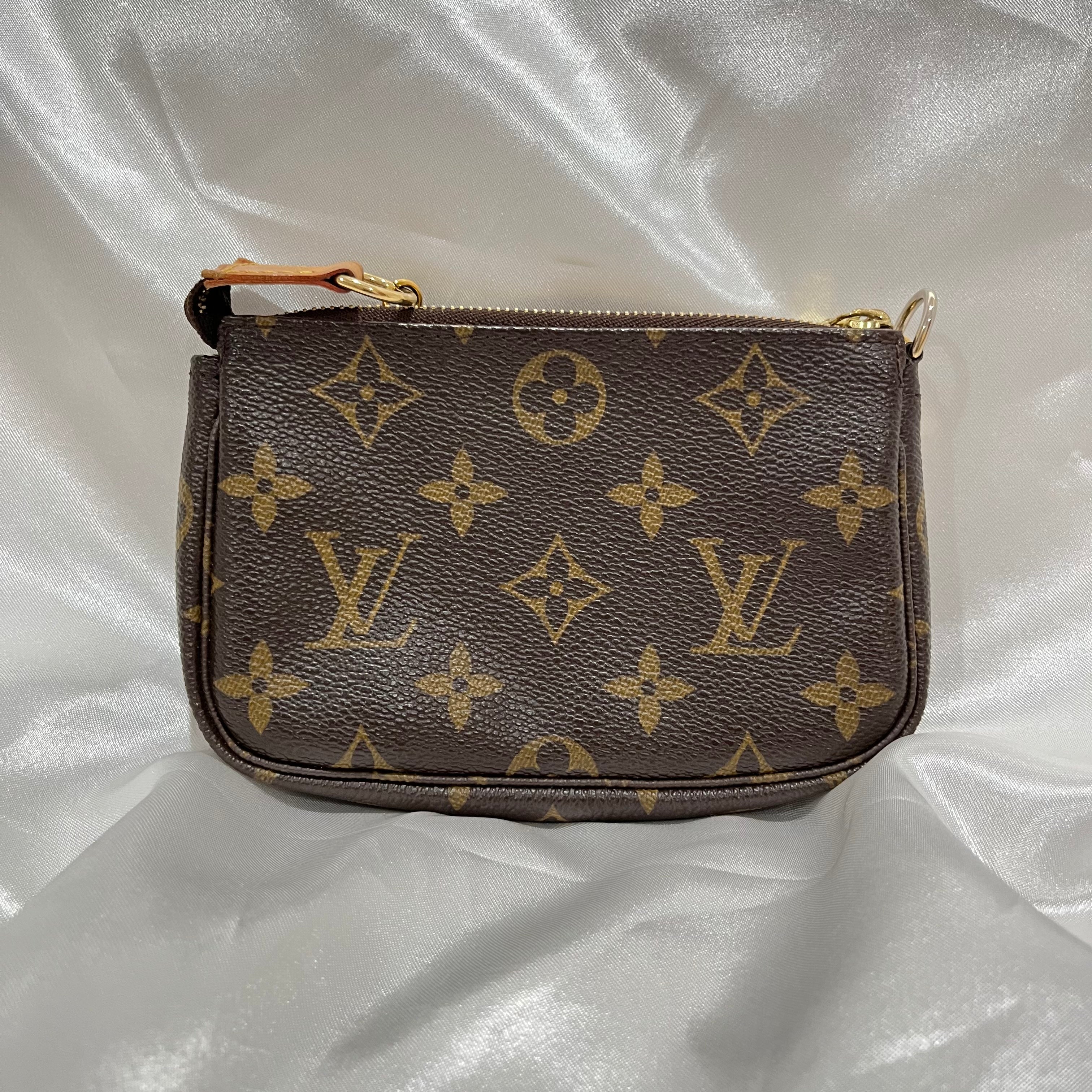 Louis Vuitton Monogram T B Mini Pochette Another Life NY