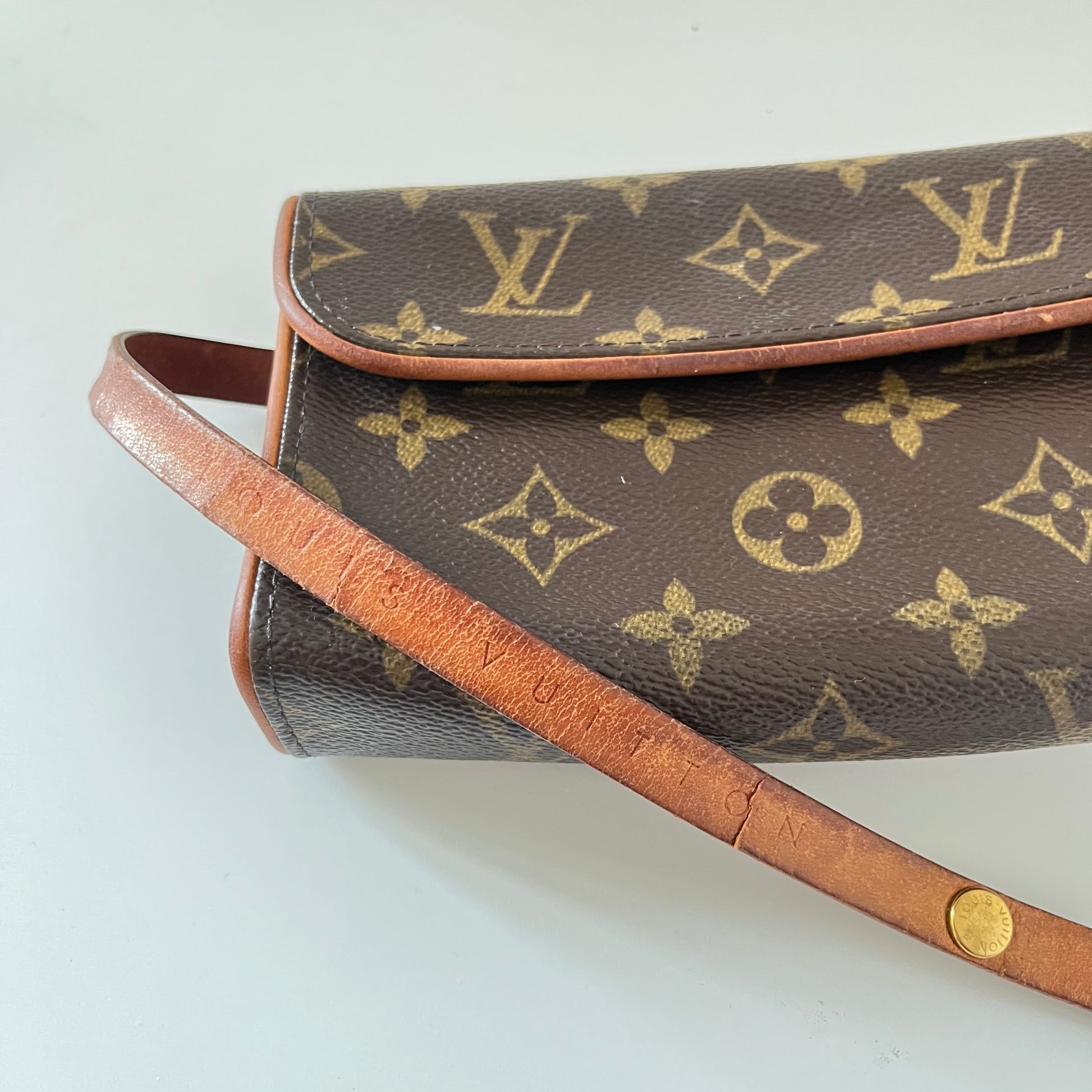HOW TO STYLE A BELT BAG  Louis Vuitton Florentine, Gucci Belt bag 