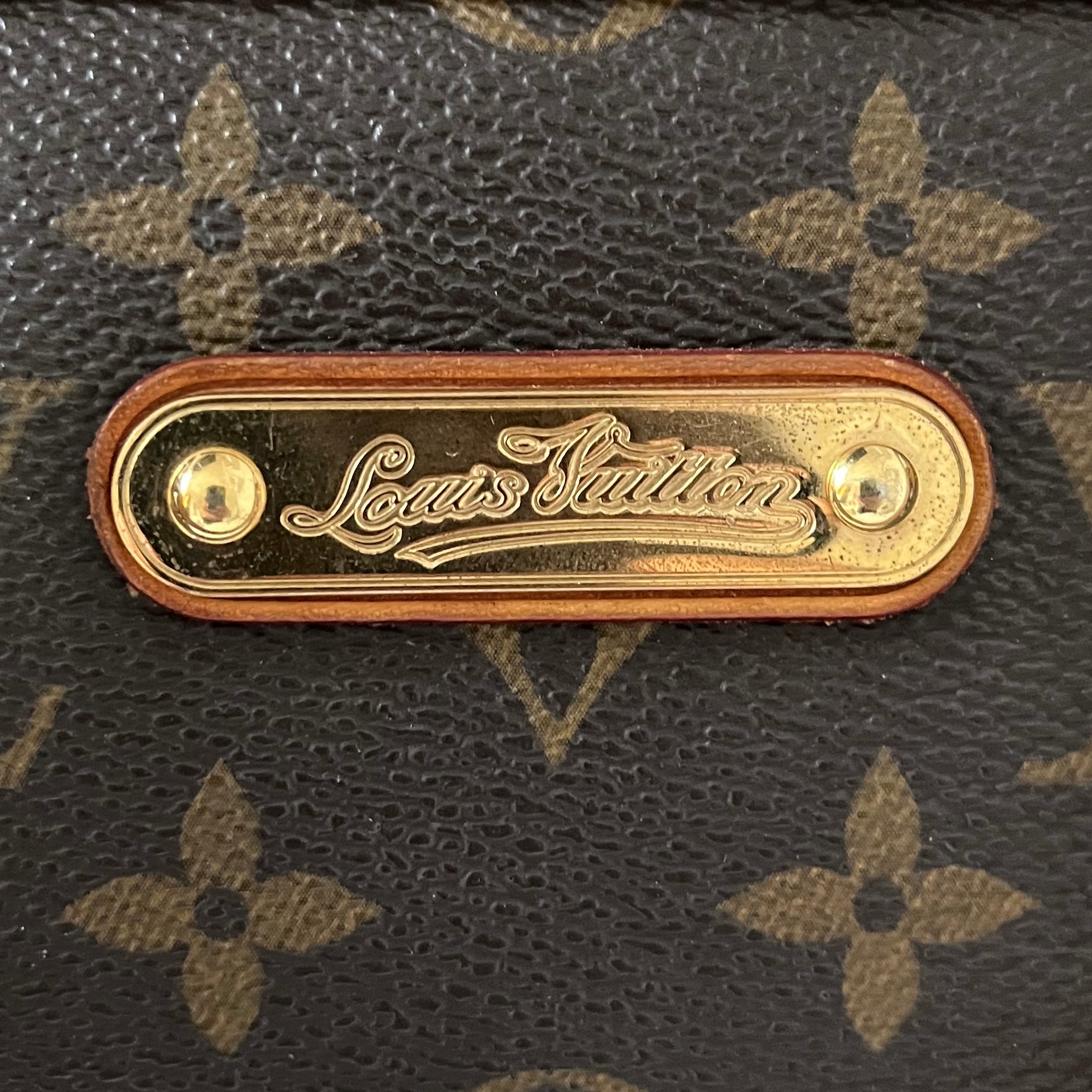 LV Montorgueil GM M95566 Brown Monogram Canvas with Leather and Gold  Hardware #GLREL-3 – Luxuy Vintage