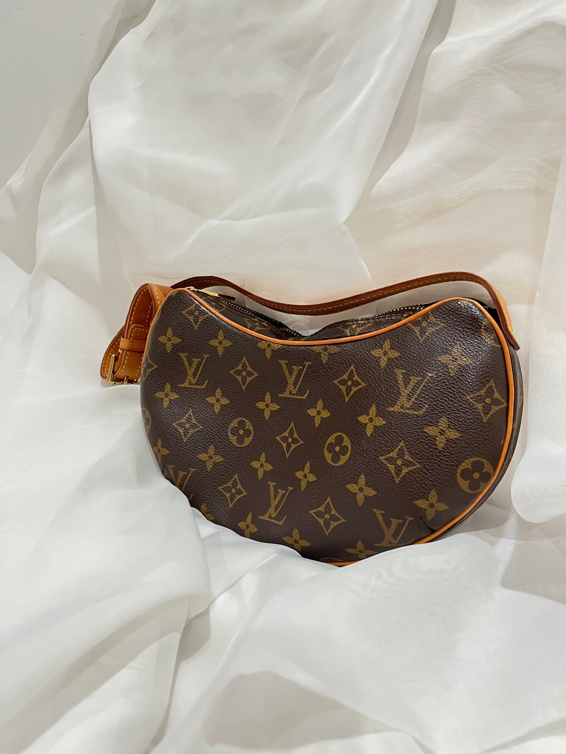 LOUIS VUITTON Monogram Croissant Shoulder Bag